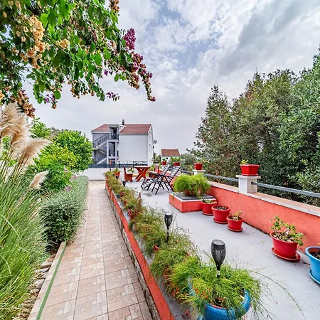 With Parking Space - Peljesac - 4579 Orebić