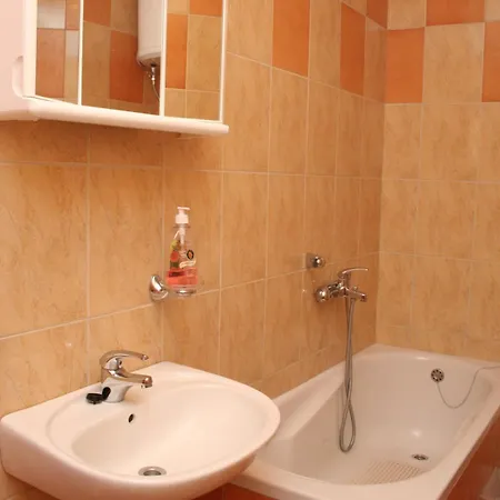 Apartamento With Parking Space - Peljesac - 4579 Orebić