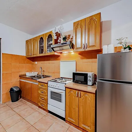 With Parking Space - Peljesac - 4579 Orebić