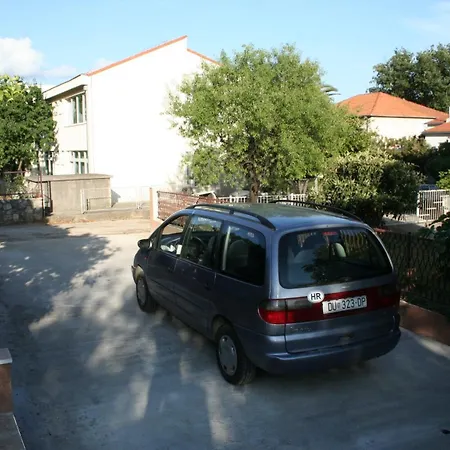 With Parking Space - Peljesac - 4579 Orebić